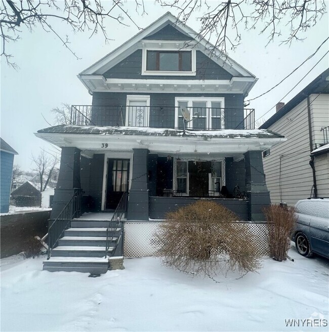 Building Photo - 39 Parkridge Ave