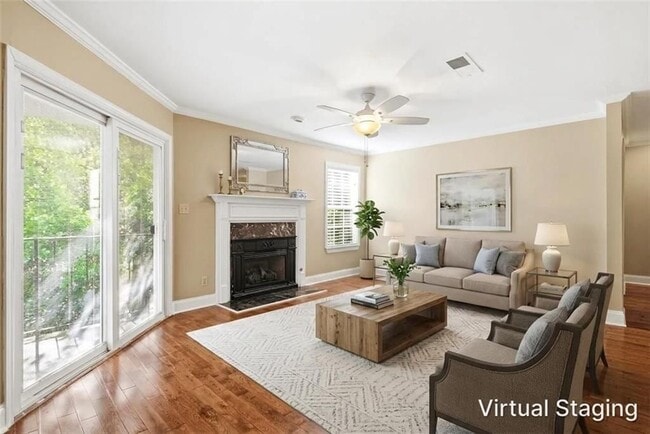 Building Photo - 728 Ridgefield Dr