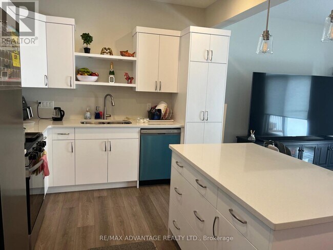 Photo du bâtiment - 107 Cortland Terrace