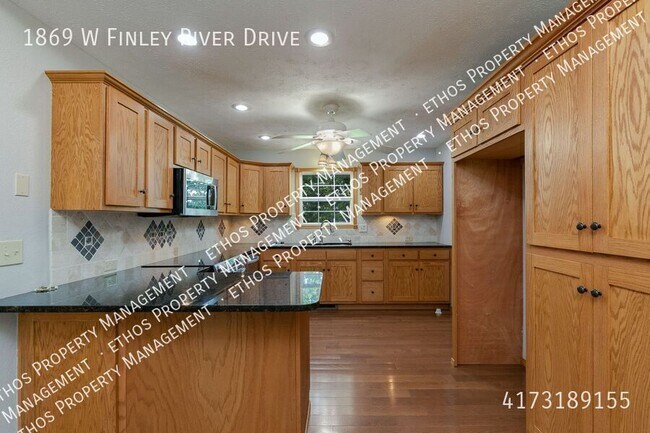 Foto del edificio - 1869 W Finley River Dr