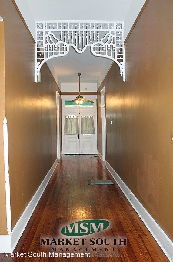 Building Photo - 2 br, 1 bath House - 407 E. Bolton Street