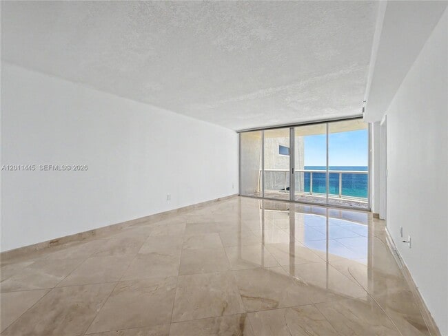 Building Photo - 17555 Collins Ave