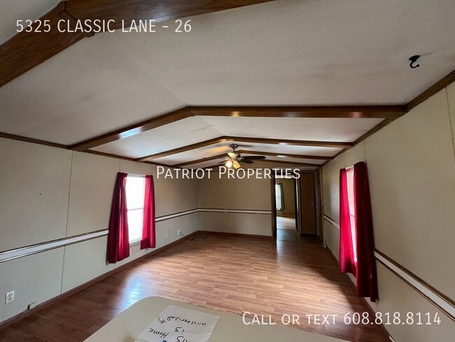 Building Photo - 2 Bed 2 Bath in Platteville, WI