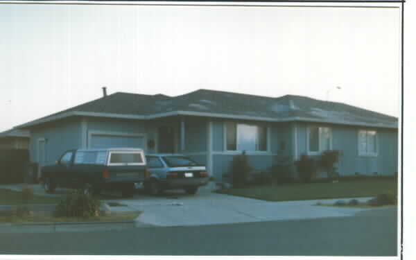Building Photo - 2202 Firwood Ave