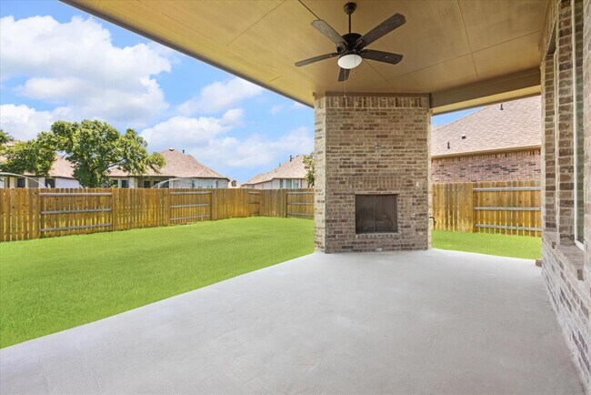Building Photo - 4627 Arques Ave