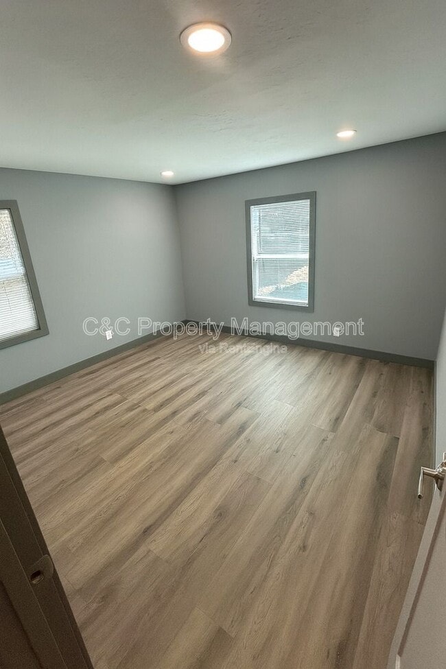 Foto del edificio - 2370 Lowell Ave