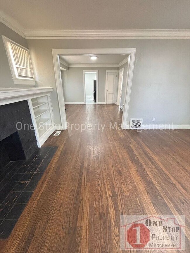 Foto del edificio - Beautiful 3 Bedroom 5 Bathroom in Kansas C...