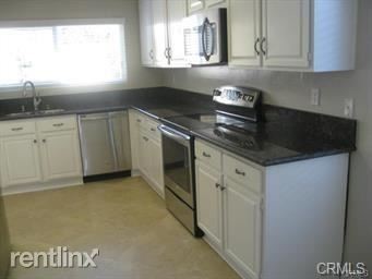 Building Photo - 3 br, 2 bath Condo - 5237 Elvira