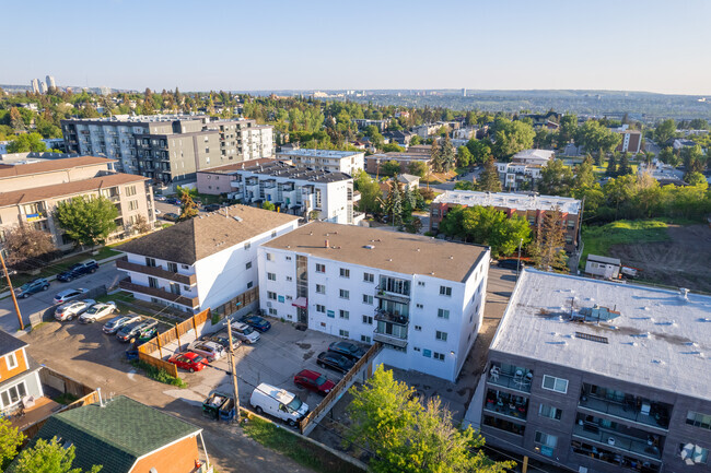 Aerial Photo - Astoria Manor