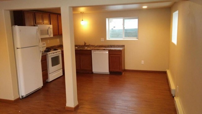Building Photo - 501 9th St NW #B