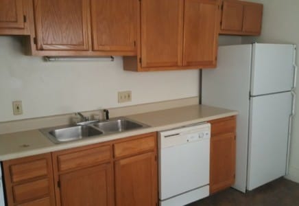 Kitchen - 718 W Ionia St