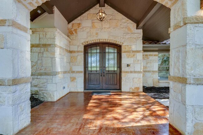 Foto del edificio - 813 Moonlight Bay Dr