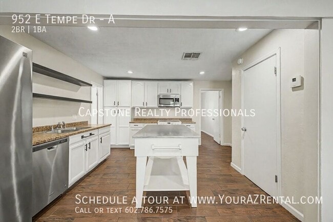 Building Photo - 952 E Tempe Ct