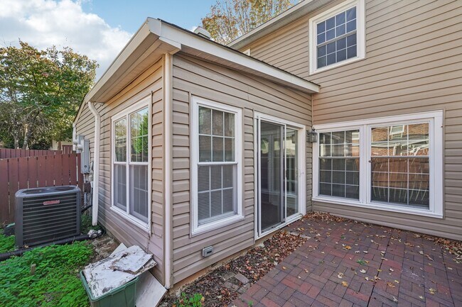 Photo - 3915 Valley Ct Townhome