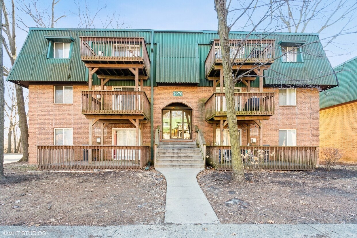 1970 Tall Oaks Dr Unit 2B