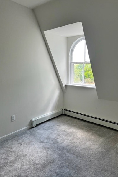 Building Photo - 93 Elm St