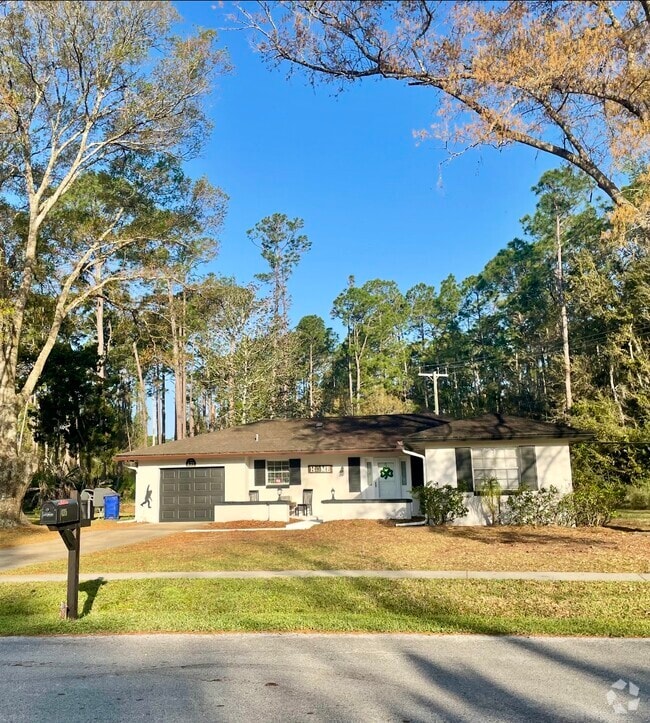 Building Photo - 435 Graciela Cir