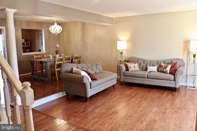 Building Photo - 13504 Canada Goose Ct