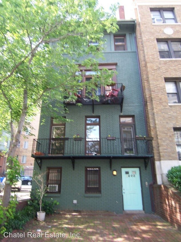 Foto principal - 1 br, 1 bath House - 1600 Q Street, NW #2