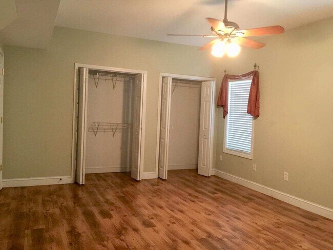 Spacious closet space - 80 Cedar Rdg