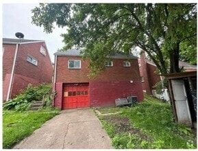 Building Photo - 3107 Idaho St