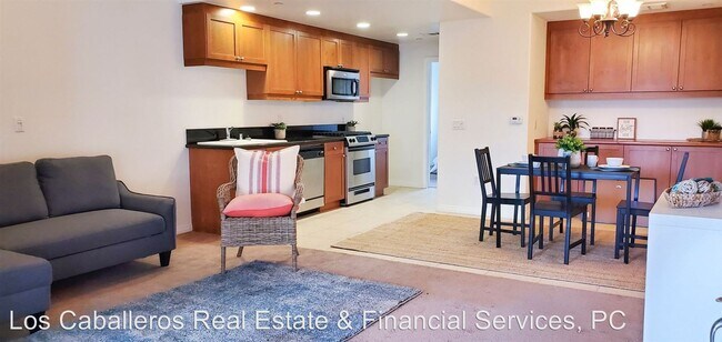 Foto del edificio - 17230 Newhope St