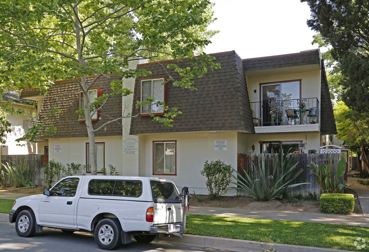 Foto del edificio - 25th & C St Apartments