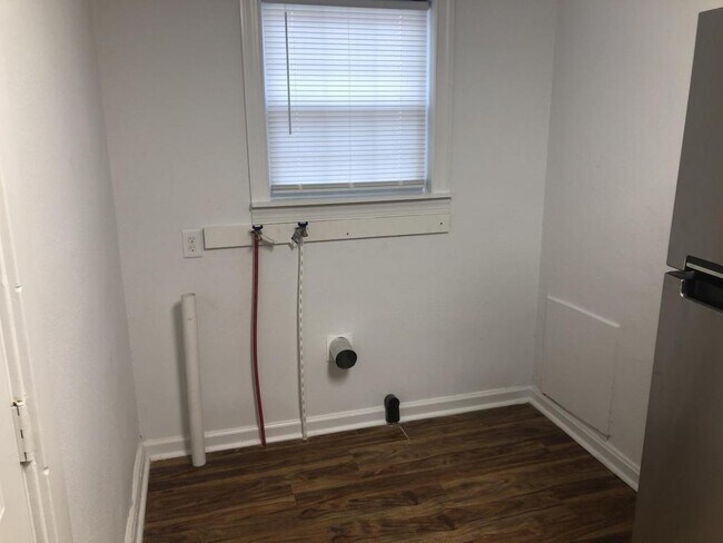 Foto del edificio - 1607-B Gunter St, 27707