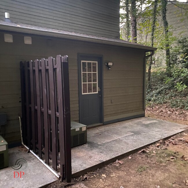 Foto del edificio - 4932 Charwood Trail NW