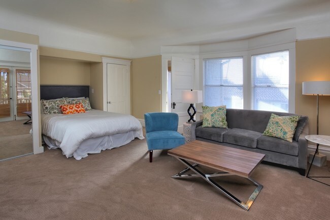 Apartamento n.° 3 - 1620 Garden St