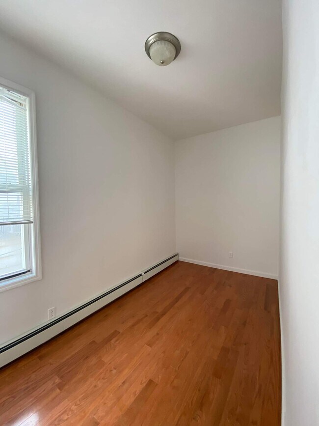 Bedroom 3 - 3611 32nd St