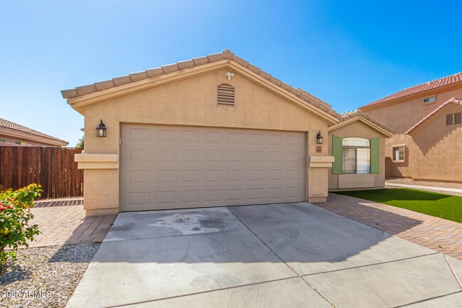 Foto del edificio - 4410 N 124th Ave