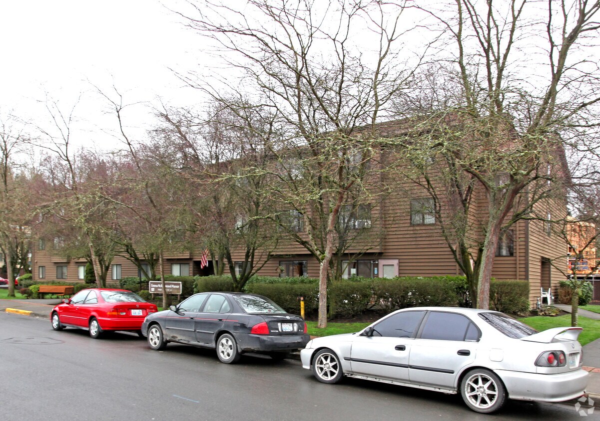 Foto del edificio - Emma McRedmond Manor