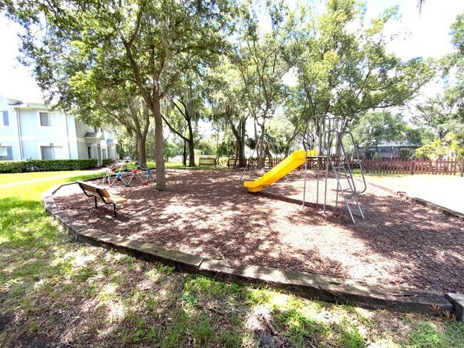 Building Photo - 4105 Waterside Island Ct