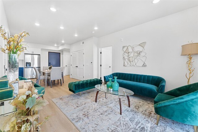 Foto del edificio - 4064 Live Oak Ave