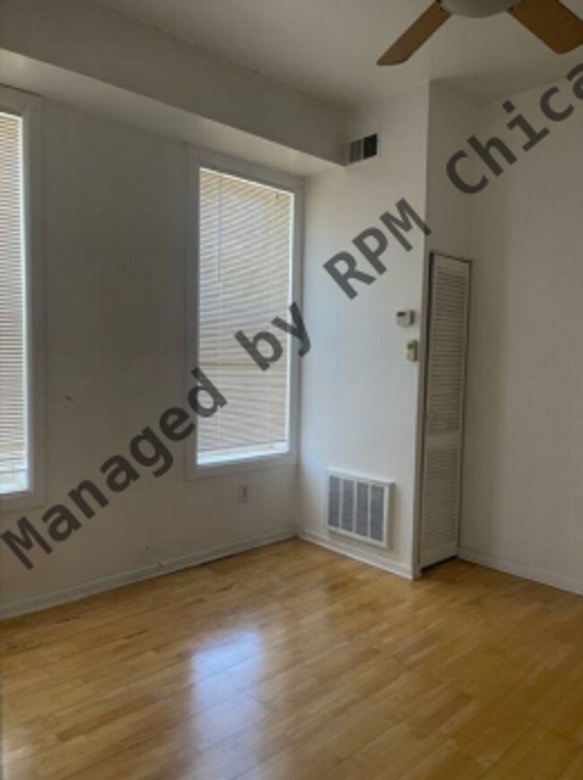 Foto del edificio - Cozy 1 Bed / 1 Bath - River West