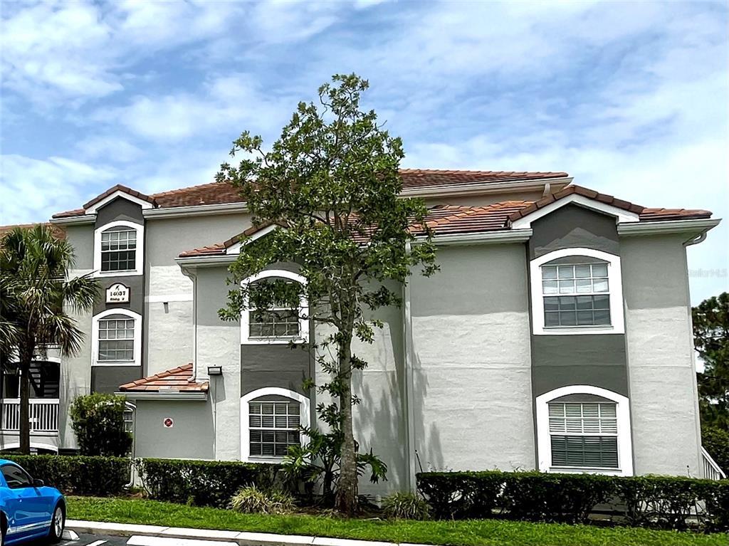 Foto principal - 14037 Fairway Island Dr