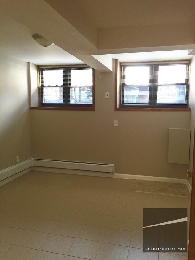 Foto del edificio - 3316 28th Ave