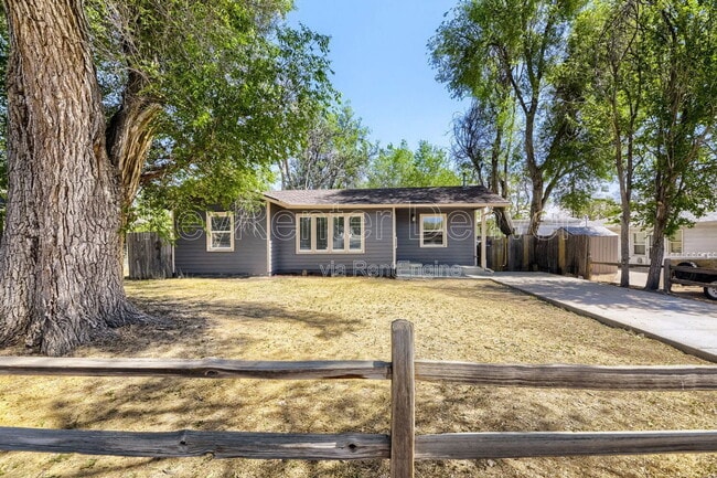 Photo - 1220 Upham St House