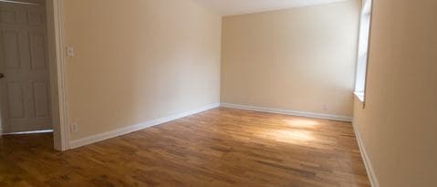 Foto del edificio - 1448 W Byron St