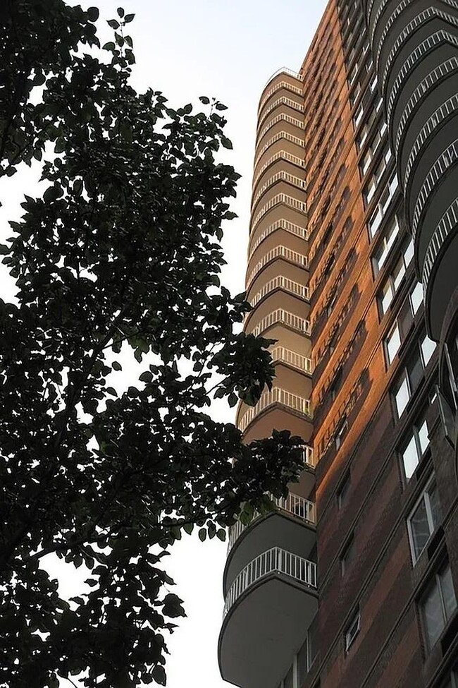 Foto del edificio - 420 E 58th St