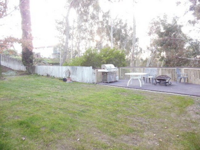 Building Photo - **COMING SOON** Rancho Penasquitos - 4BD 2...