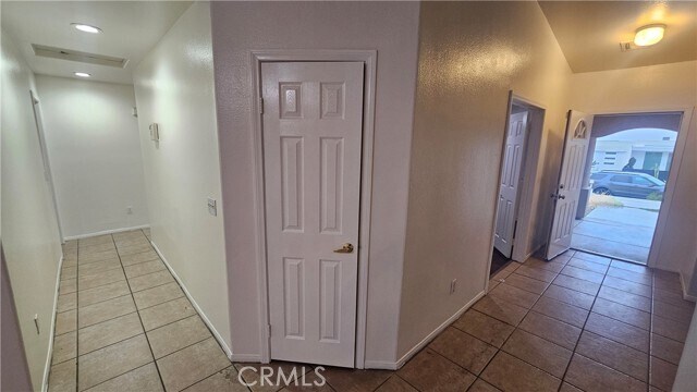 Foto del edificio - 16528 Avenida Mirola