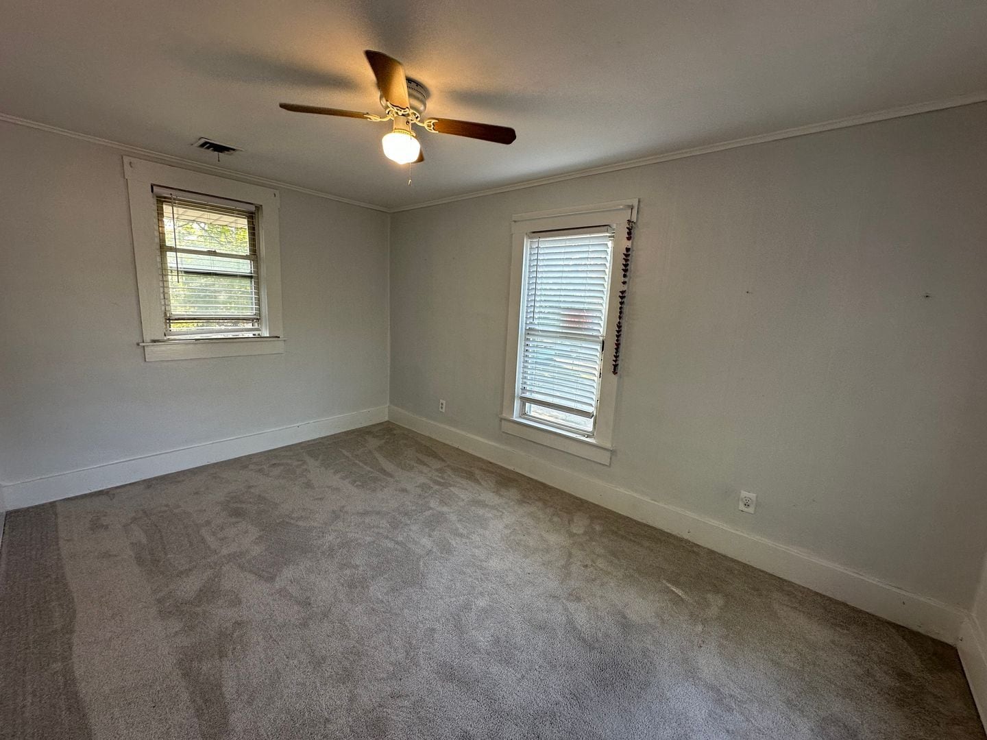18 E Salem St Columbiana, OH 44408 – photo 2