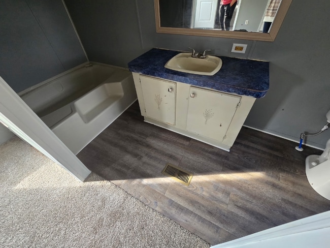 Building Photo - 308 Pepper St