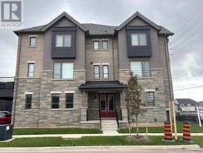 Building Photo - 4 Bowbeer Rd