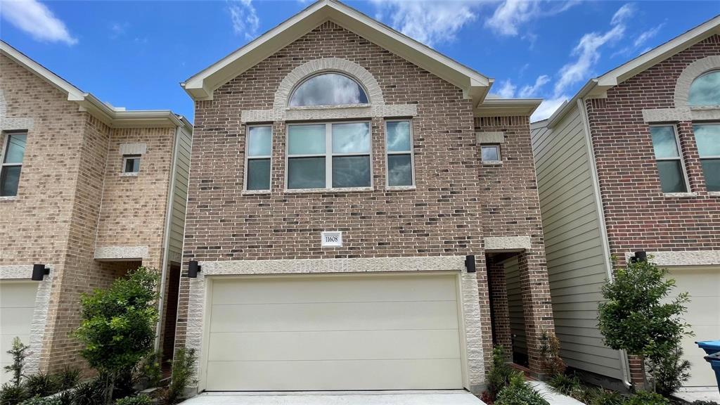 Primary Photo - 11608 Main Cypress Dr