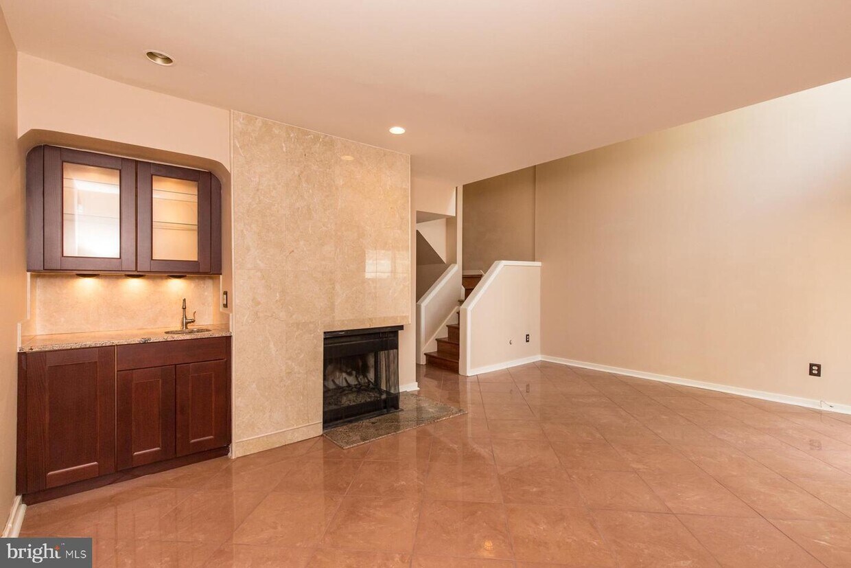 1 Hanson Sq, Philadelphia, PA 19147 House for Rent in Philadelphia