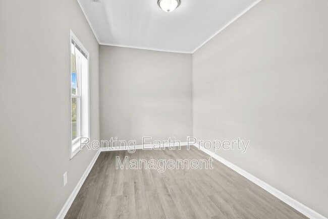 Foto del edificio - 3335 31st Pl N