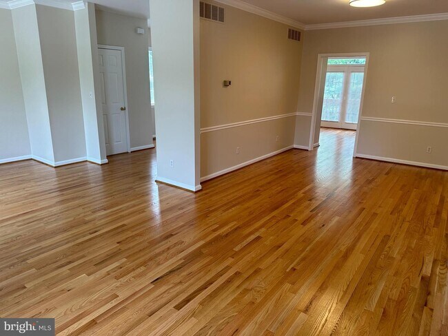 Building Photo - 226 Castletown Rd
